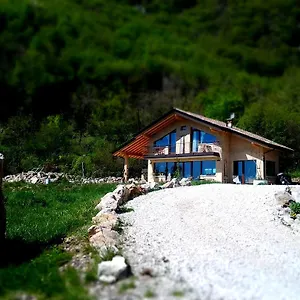  Bed & Breakfast Asinochevola